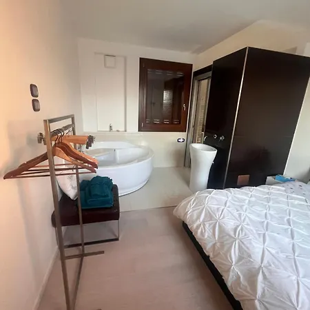 Balena Blu Luxury Villa